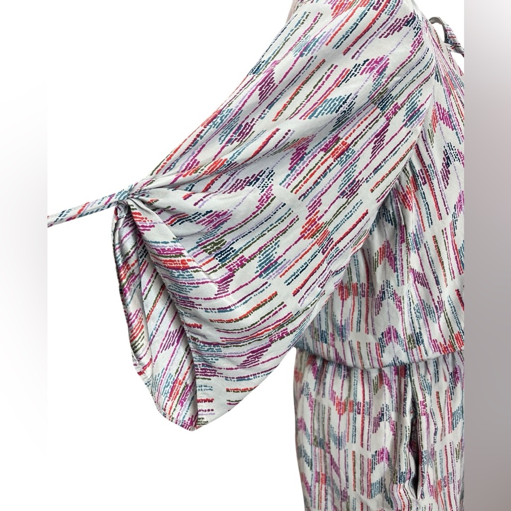 Parker 100% Silk Chevron Print Mini Dress M Pink Gray Keyhole Boho Festival - Picture 7 of 11